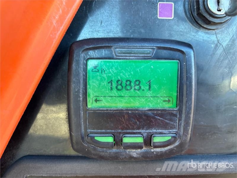 JLG 450AJ Series II 4WD Dual Fuel Articulating Boom Li Plataforma de trabajo articulada