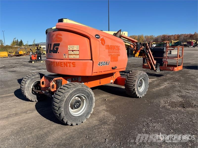 JLG 450AJ Series II 4WD Dual Fuel Articulating Boom Li Plataforma de trabajo articulada
