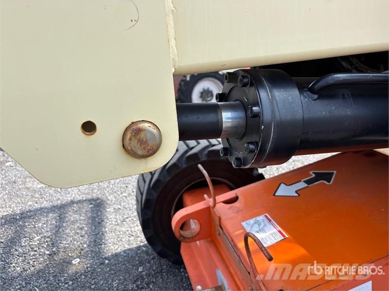 JLG 450AJ Series ll 4WD Diesel Articulating Boom Lift Piattaforme a braccio articolato