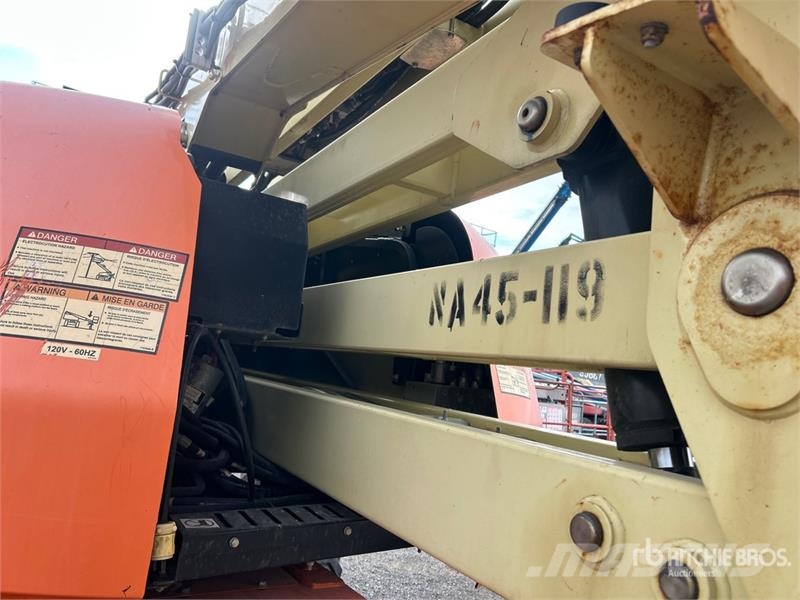 JLG 450AJ Series ll 4WD Dual Fuel Articulating Boom Li Articulated boom lifts