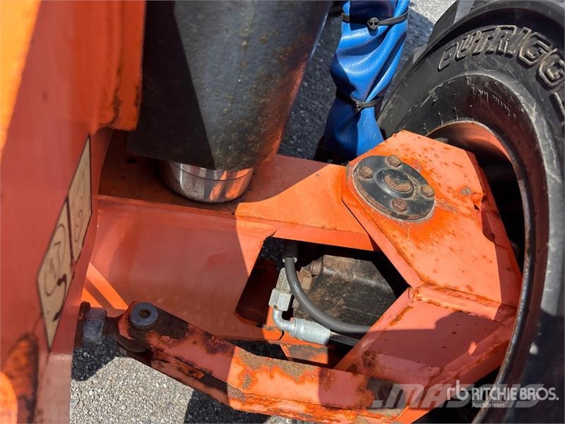 JLG 450AJ Series ll 4WD Diesel Articulating Boom Lift Elevadores braços articulados