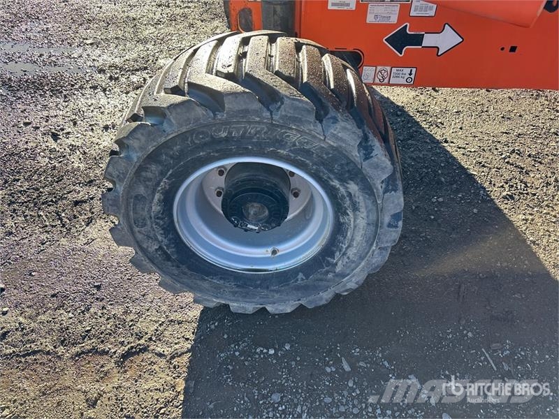 JLG 450AJ Series ll 4WD Dual Fuel Articulating Boom Li Karos emelők