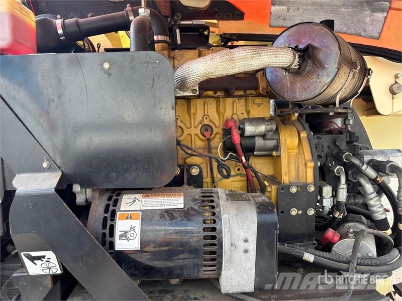 JLG 450AJ Series ll 4WD Diesel Articulating Boom Lift Elevadores braços articulados
