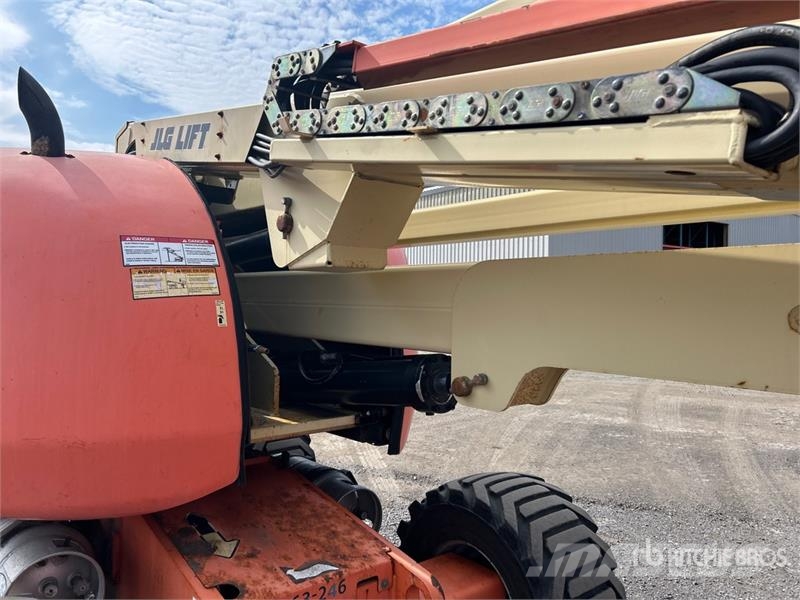 JLG 450AJ Series ll 4WD Dual Fuel Articulating Boom Li Piattaforme a braccio articolato
