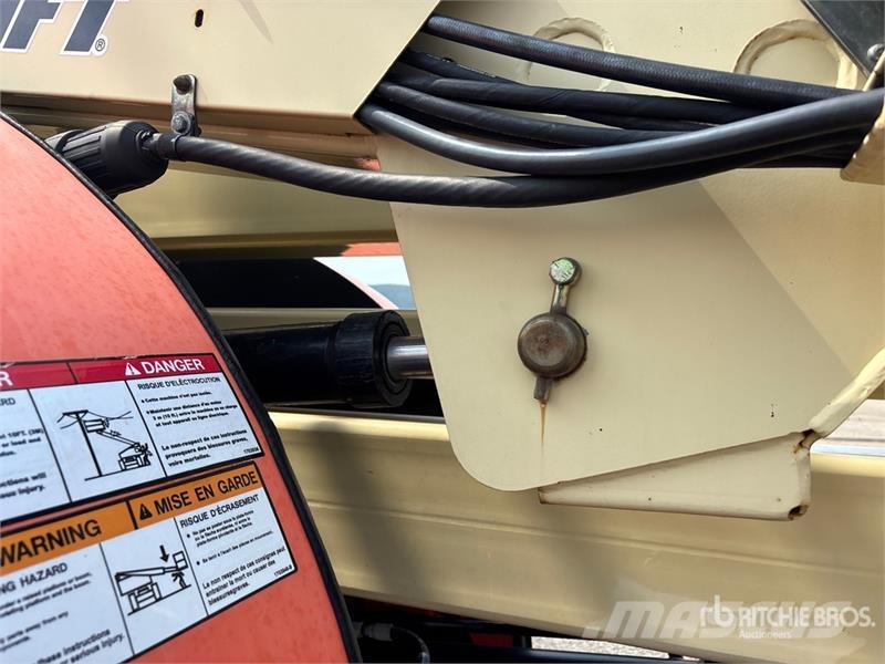 JLG 450AJ Series ll 4WD Diesel Articulating Boom Lift Piattaforme a braccio articolato