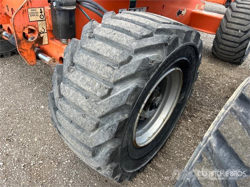 JLG 450AJ Series ll 4WD Diesel Articulating Boom Lift رافعات سلة مفصلية