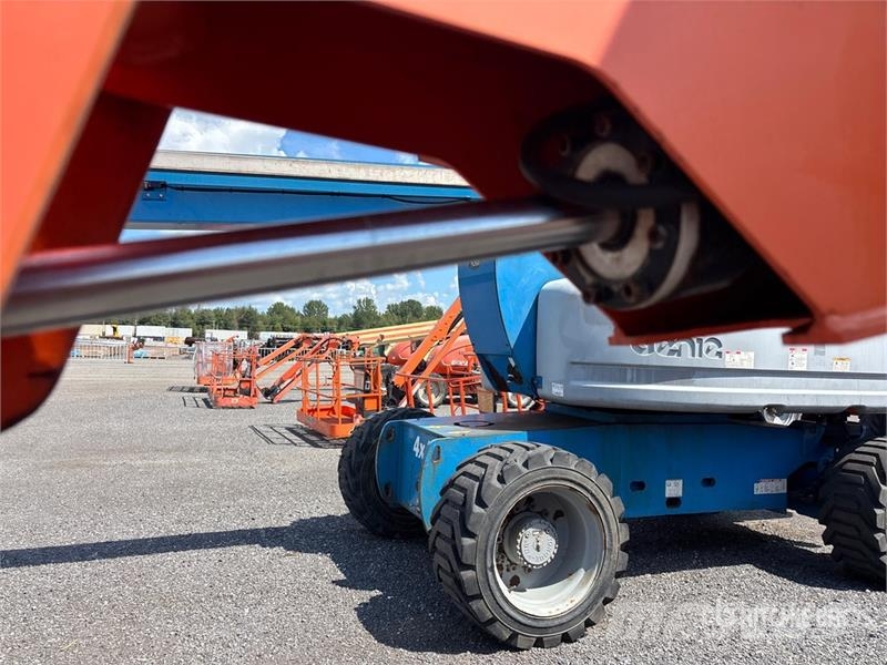 JLG 450AJ Series ll 4WD Diesel Articulating Boom Lift Elevadores braços articulados