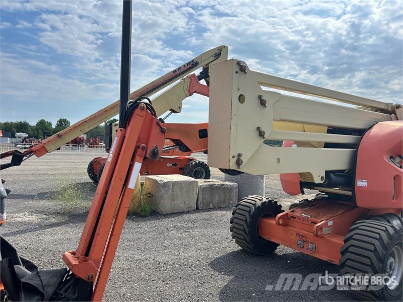 JLG 450AJ Series ll 4WD Dual Fuel Articulating Boom Li Piattaforme a braccio articolato