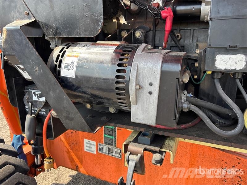 JLG 450AJ Series ll 4WD Diesel Articulating Boom Lift Piattaforme a braccio articolato