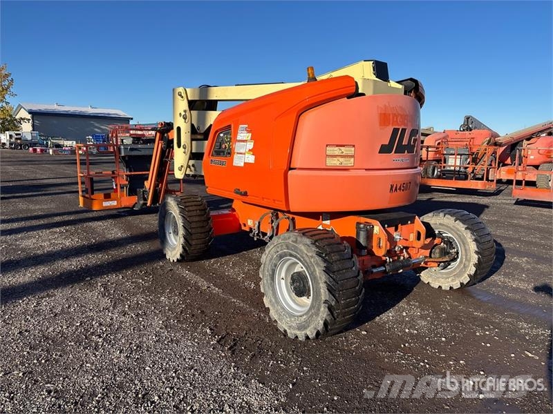 JLG 450AJ Series ll 4WD Dual Fuel Articulating Boom Li Karos emelők