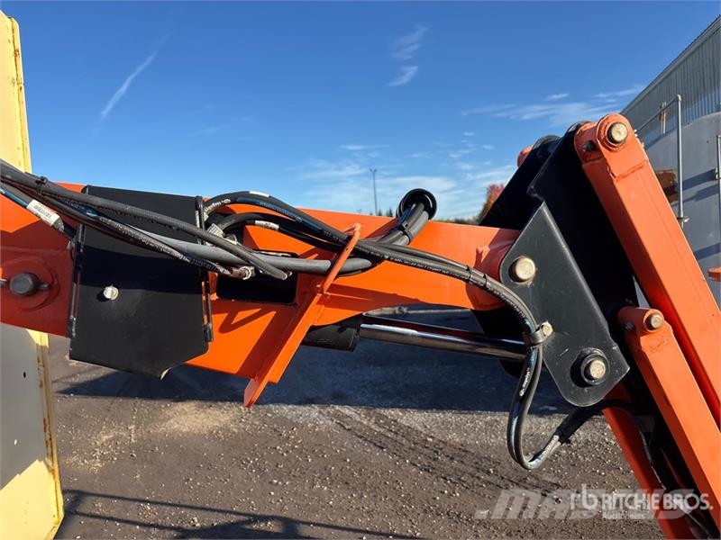 JLG 450AJ Series ll 4WD Dual Fuel Articulating Boom Li Nacele cu brat articulat