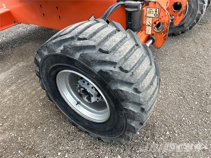 JLG 450AJ Series ll 4WD Diesel Articulating Boom Lift رافعات سلة مفصلية