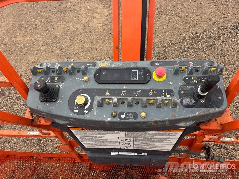 JLG 460SJ 4WD Diesel Telescopic Boom Lift - Factory Re Teleskopske dvižne ploščadi