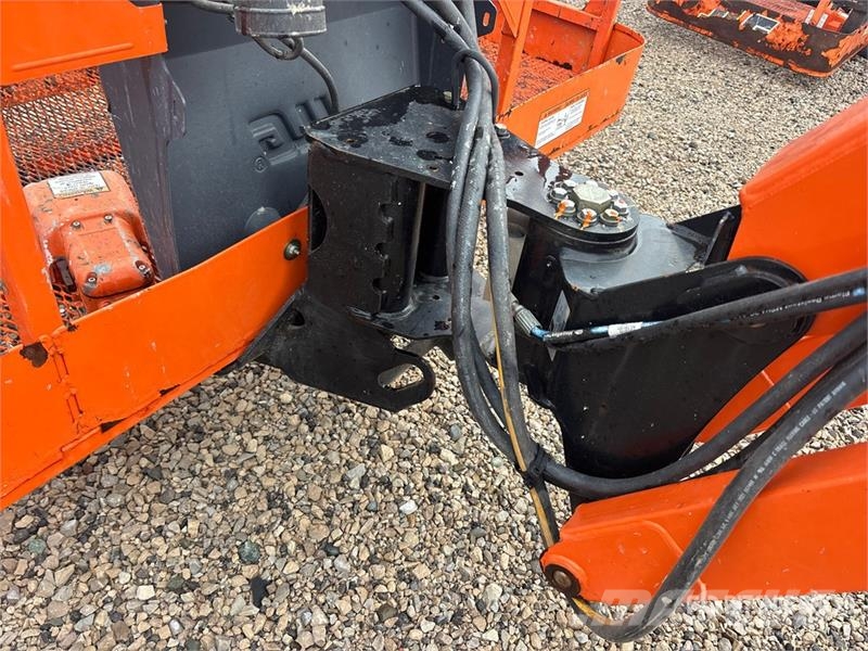 JLG 460SJ 4WD Diesel Telescopic Boom Lift - Factory Re Teleskopske dvižne ploščadi