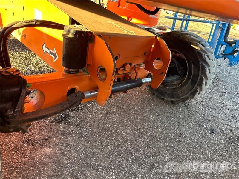 JLG 460SJ 4WD Diesel Telescopic Boom Lift Nacelles télescopiques