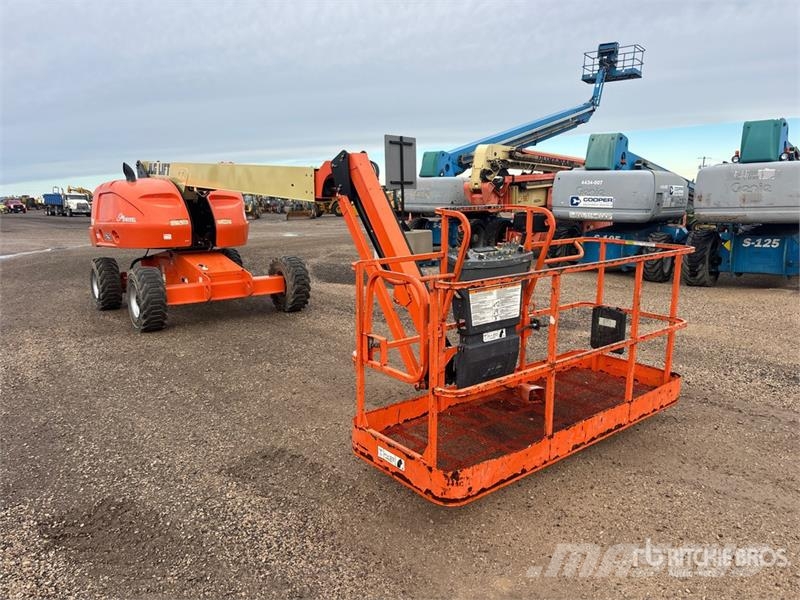 JLG 460SJ 4WD Diesel Telescopic Boom Lift - Factory Re Teleskopske dvižne ploščadi