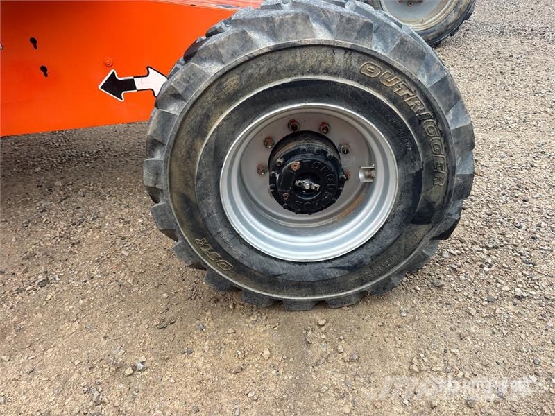 JLG 460SJ 4WD Diesel Telescopic Boom Lift - Factory Re Teleskopske dvižne ploščadi