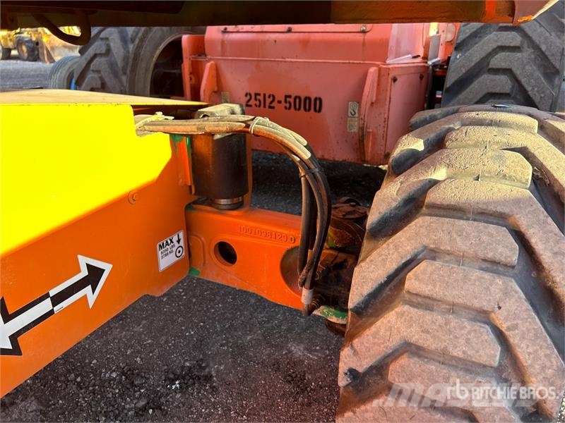JLG 460SJ 4WD Diesel Telescopic Boom Lift Nacelles télescopiques