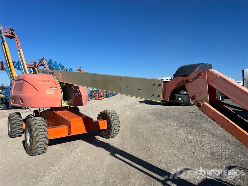 JLG 460SJ 4WD Dual Fuel Telescopic Boom Lift Nacelles télescopiques