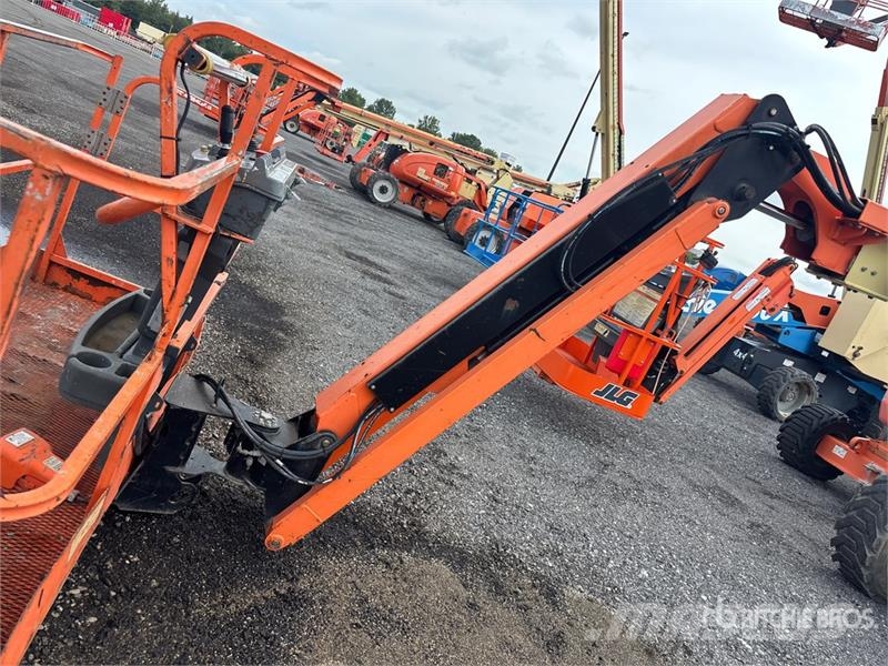 JLG 460SJ 4WD Dual Fuel Telescopic Boom Lift Telescoophoogwerkers