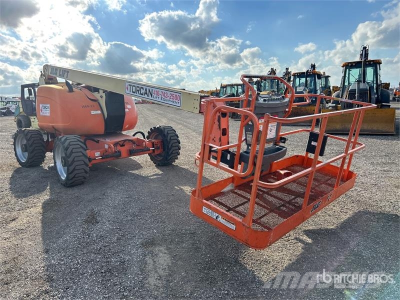JLG 600A 2WD Diesel Articulating Boom Lift 관절형 전동이동 리프트