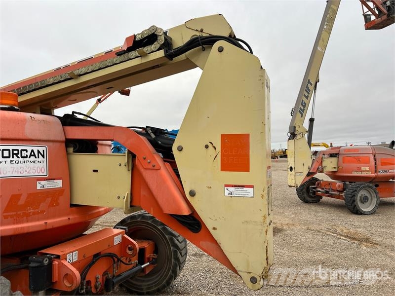 JLG 600A 4WD Diesel Articulating Boom Lift Knikarmhoogwerkers