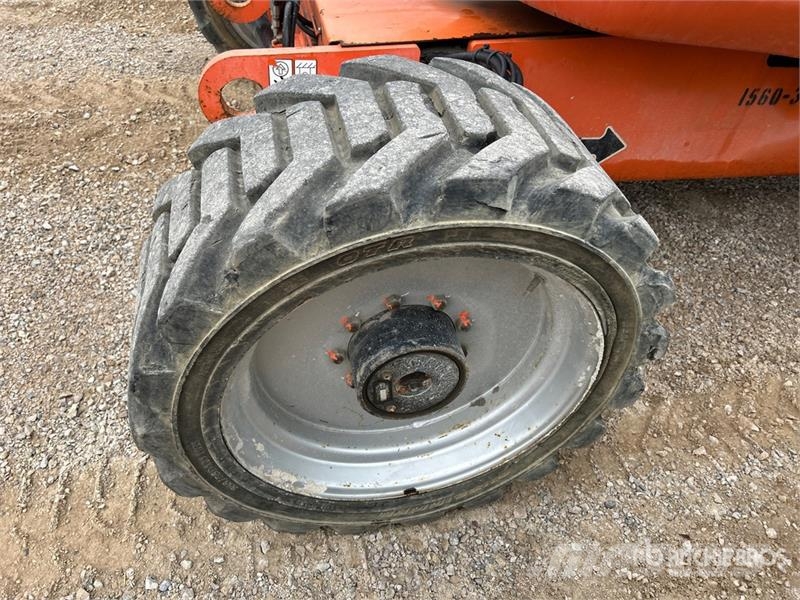 JLG 600A 4WD Diesel Articulating Boom Lift Knikarmhoogwerkers