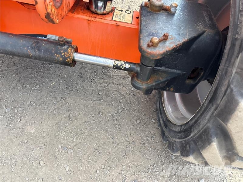 JLG 600AJ 4WD Diesel Articulating Boom Lift رافعات سلة مفصلية