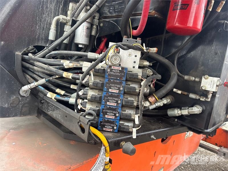 JLG 600AJ 4WD Diesel Articulating Boom Lift Knikarmhoogwerkers