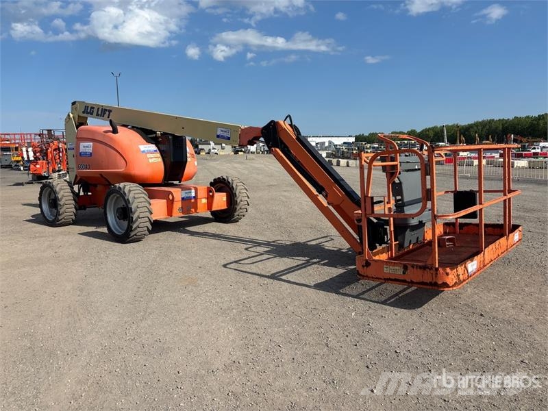 JLG 600AJ 4WD Diesel Articulating Boom Lift رافعات سلة مفصلية
