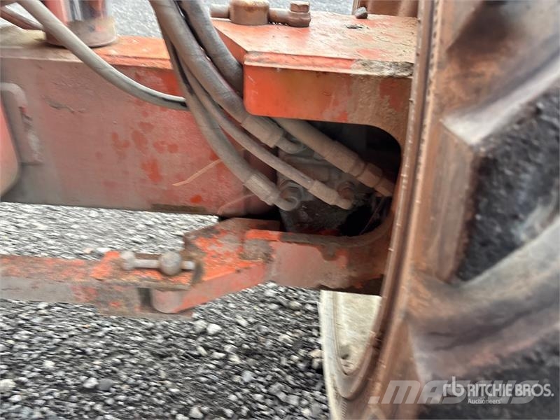 JLG 600AJ 4WD Diesel Articulating Boom Lift Strēles pacēlāji