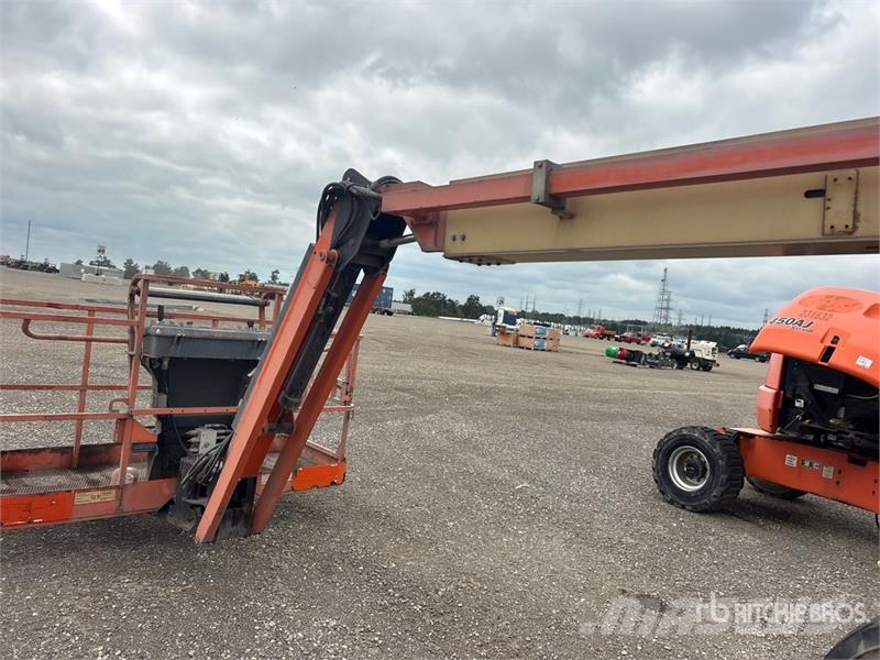 JLG 600AJ 4WD Diesel Articulating Boom Lift Knikarmhoogwerkers