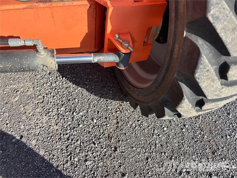 JLG 600AJ 4WD Diesel Articulating Boom Lift رافعات سلة مفصلية