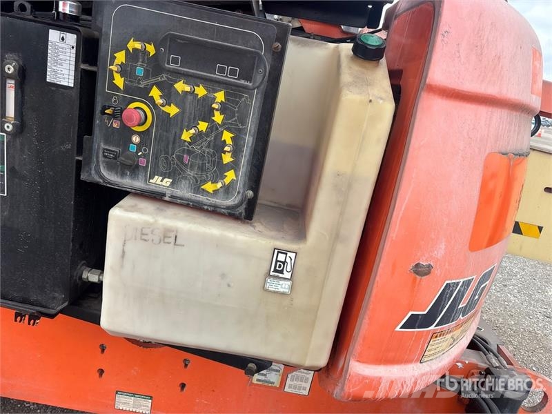 JLG 600AJ 4WD Diesel Articulating Boom Lift Knikarmhoogwerkers