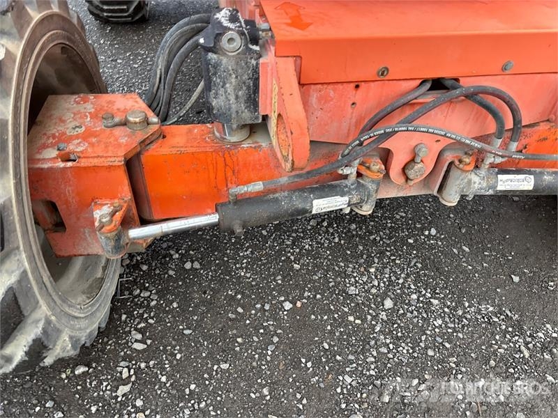JLG 600AJ 4WD Diesel Articulating Boom Lift Strēles pacēlāji