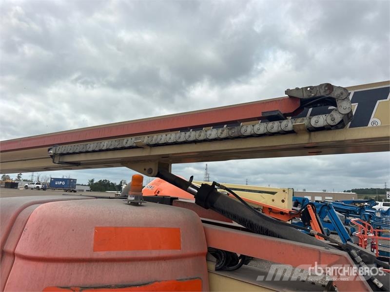 JLG 600AJ 4WD Diesel Articulating Boom Lift Knikarmhoogwerkers
