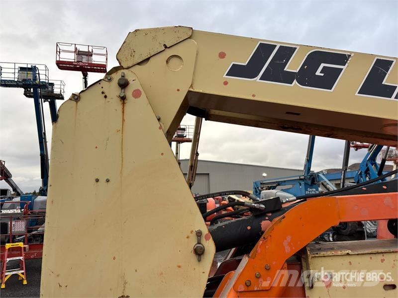 JLG 600AJ 4WD Diesel Articulating Boom Lift Strēles pacēlāji
