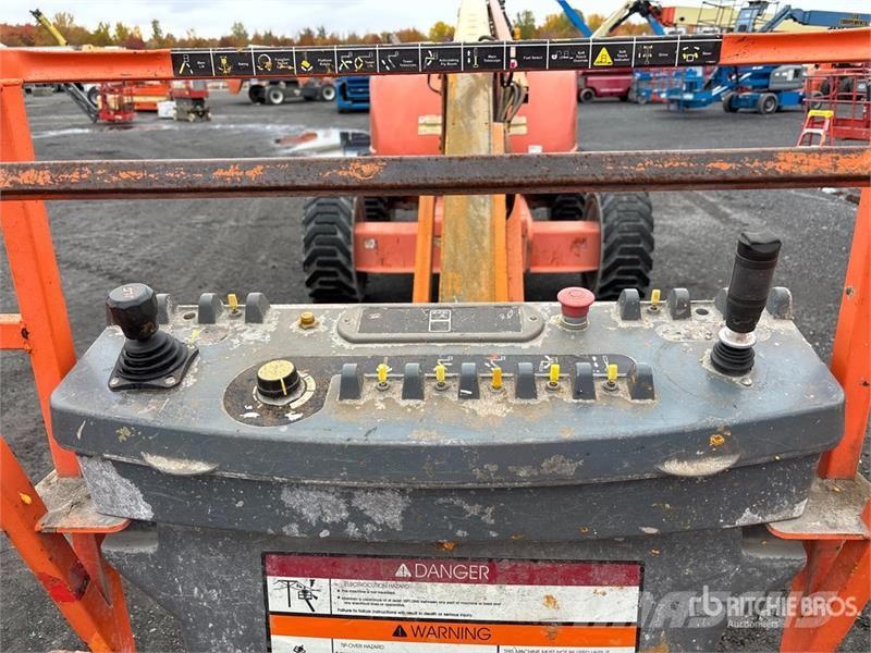 JLG 600AJ 4WD Diesel Articulating Boom Lift Strēles pacēlāji