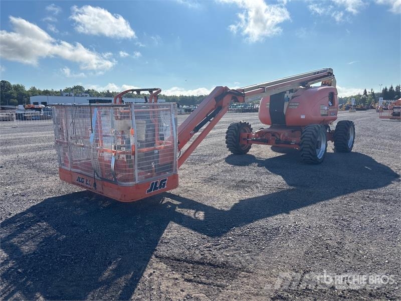 JLG 600AJ 4WD Diesel Articulating Boom Lift رافعات سلة مفصلية
