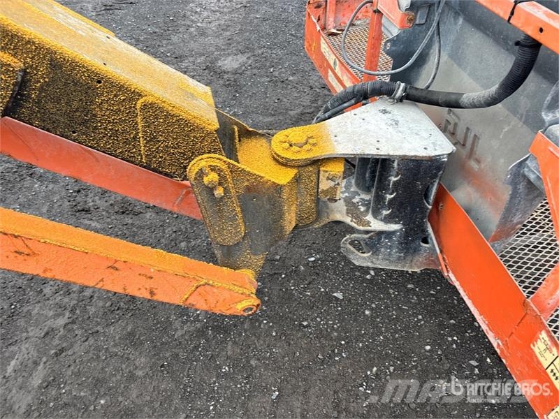 JLG 600AJ 4WD Diesel Articulating Boom Lift Strēles pacēlāji