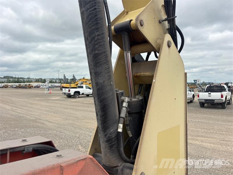 JLG 600AJ 4WD Diesel Articulating Boom Lift Knikarmhoogwerkers
