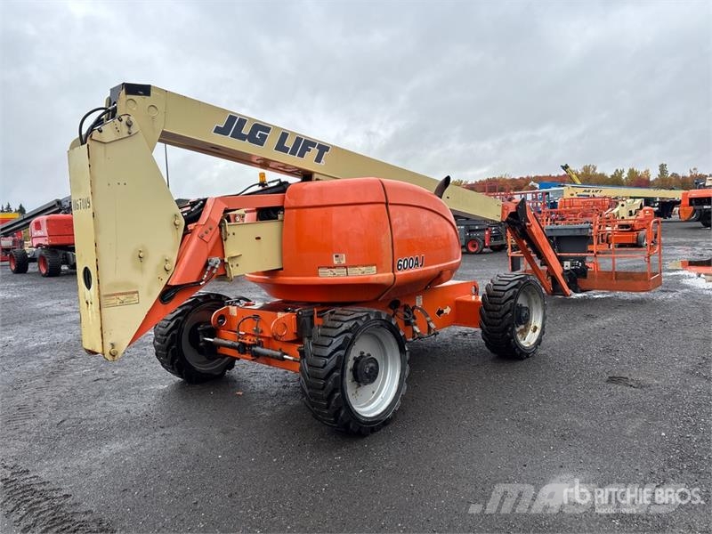 JLG 600AJ 4WD Dual Fuel Articulating Boom Lift Plataforma de trabajo articulada