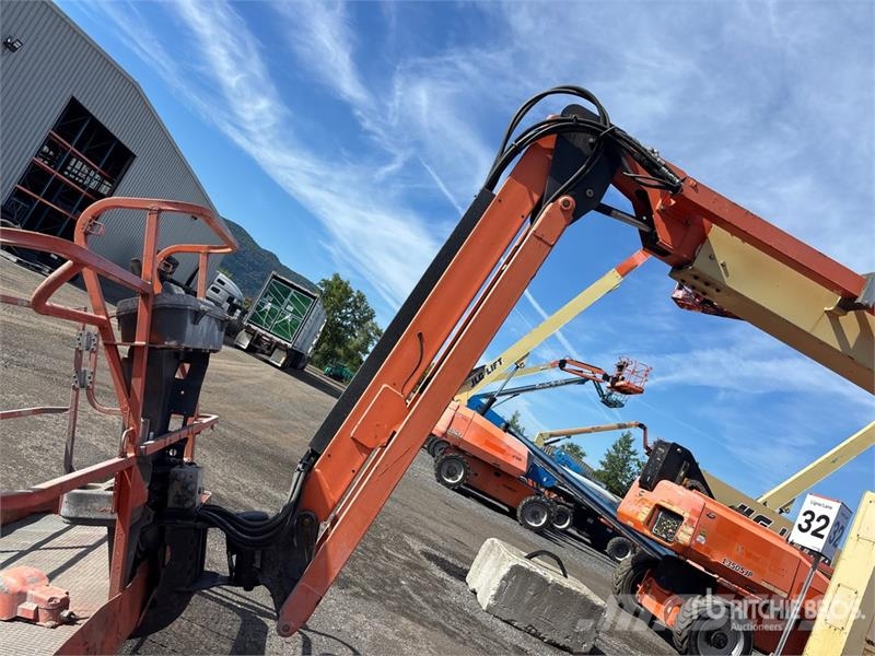 JLG 600AJ 4WD Dual Fuel Articulating Boom Lift رافعات سلة مفصلية