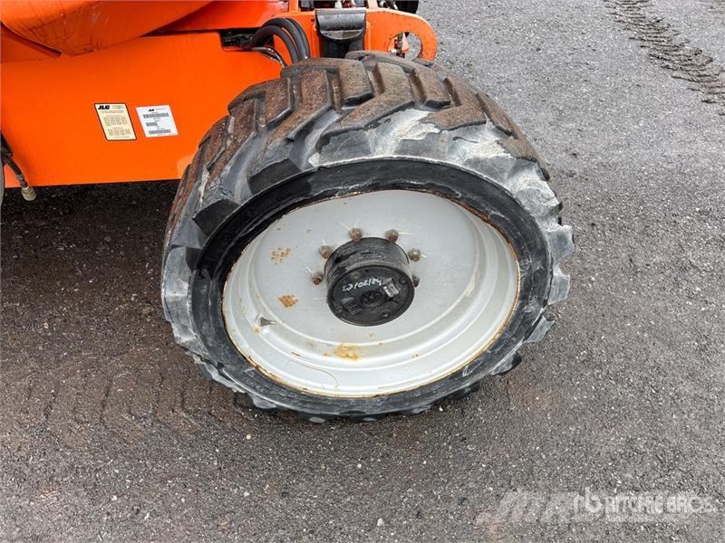 JLG 600AJ 4WD Dual Fuel Articulating Boom Lift Plataforma de trabajo articulada