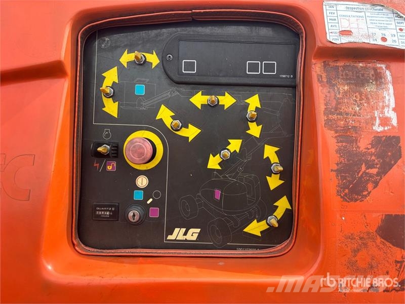 JLG 600AJ 4WD Dual Fuel Articulating Boom Lift رافعات سلة مفصلية