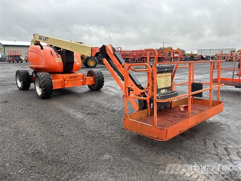 JLG 600AJ 4WD Dual Fuel Articulating Boom Lift Plataforma de trabajo articulada