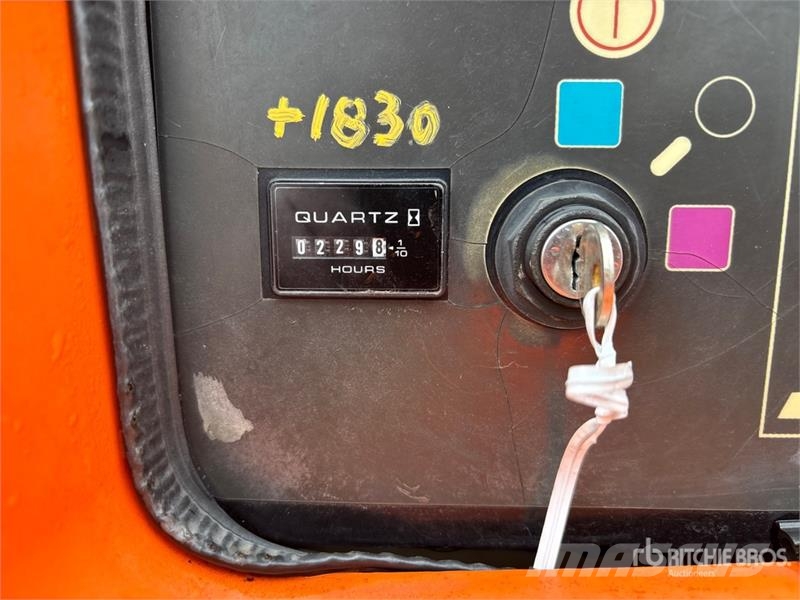 JLG 600AJ 4WD Dual Fuel Articulating Boom Lift Plataforma de trabajo articulada