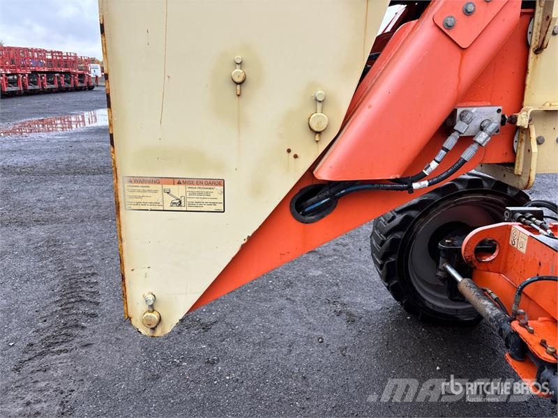 JLG 600AJ 4WD Dual Fuel Articulating Boom Lift Plataforma de trabajo articulada