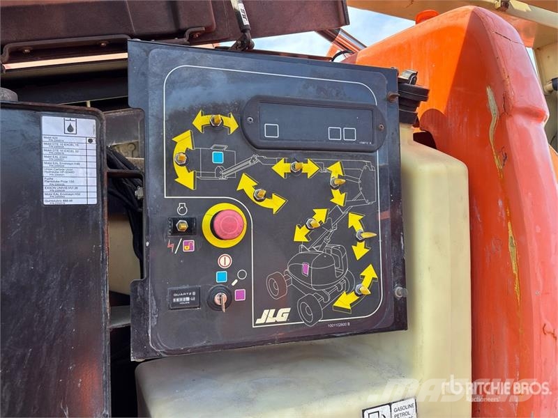 JLG 600AJ 4WD Dual Fuel Articulating Boom Lift رافعات سلة مفصلية