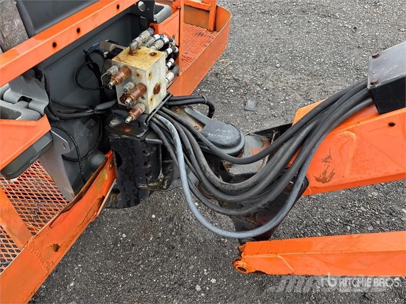 JLG 600AJ 4WD Dual Fuel Articulating Boom Lift Plataforma de trabajo articulada